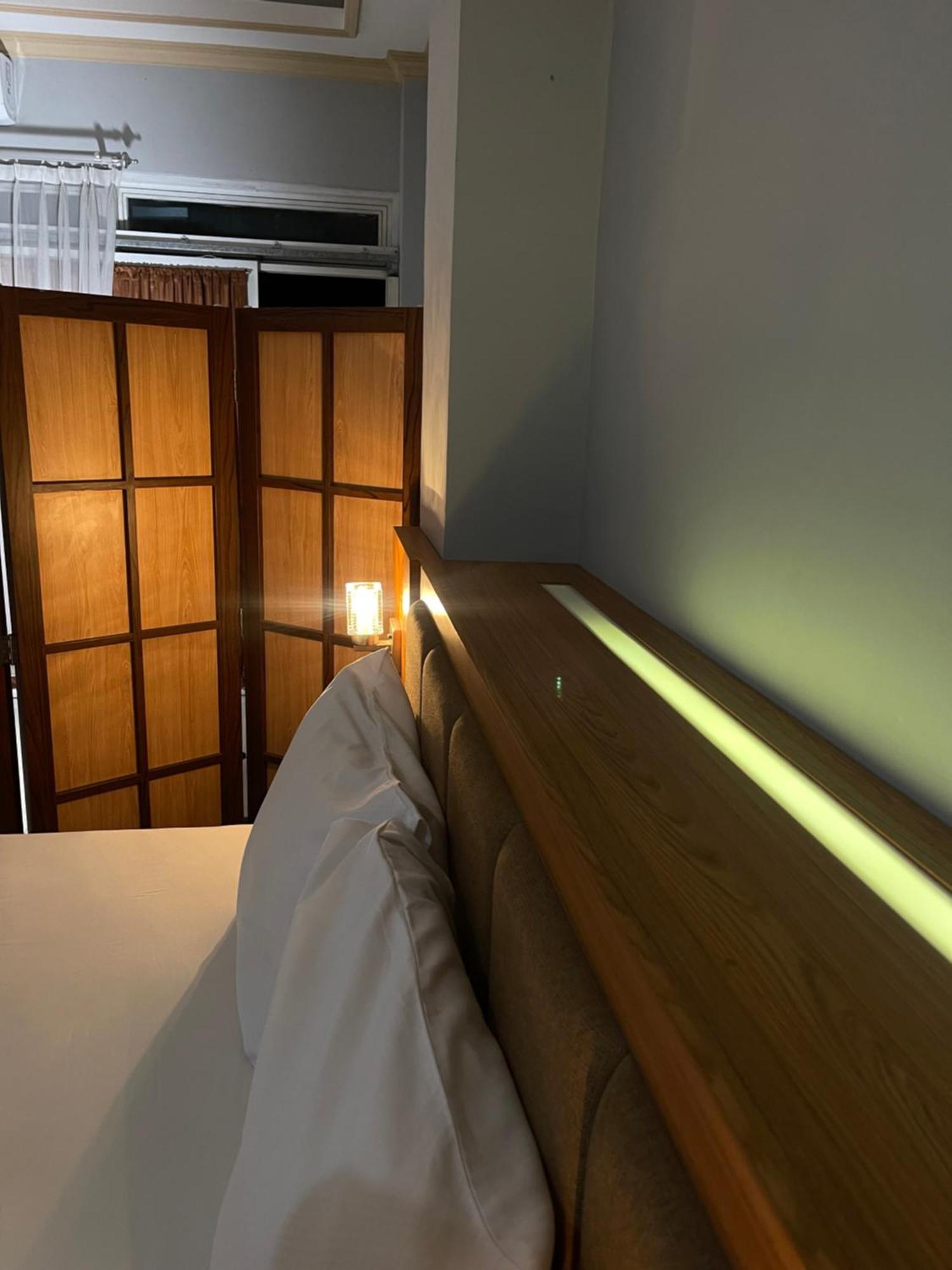 Wesbobo Inn Solo Bagian luar foto